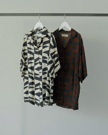 【2024SS】anuke（アンヌーク）Geometric Satin Shirts　ジオメトリックサテンシャツ（62410411)サテンシャツ/シャツ/柄シャツ/ジオメトリックLife’s（ライフズ）【レディース】【正規品】