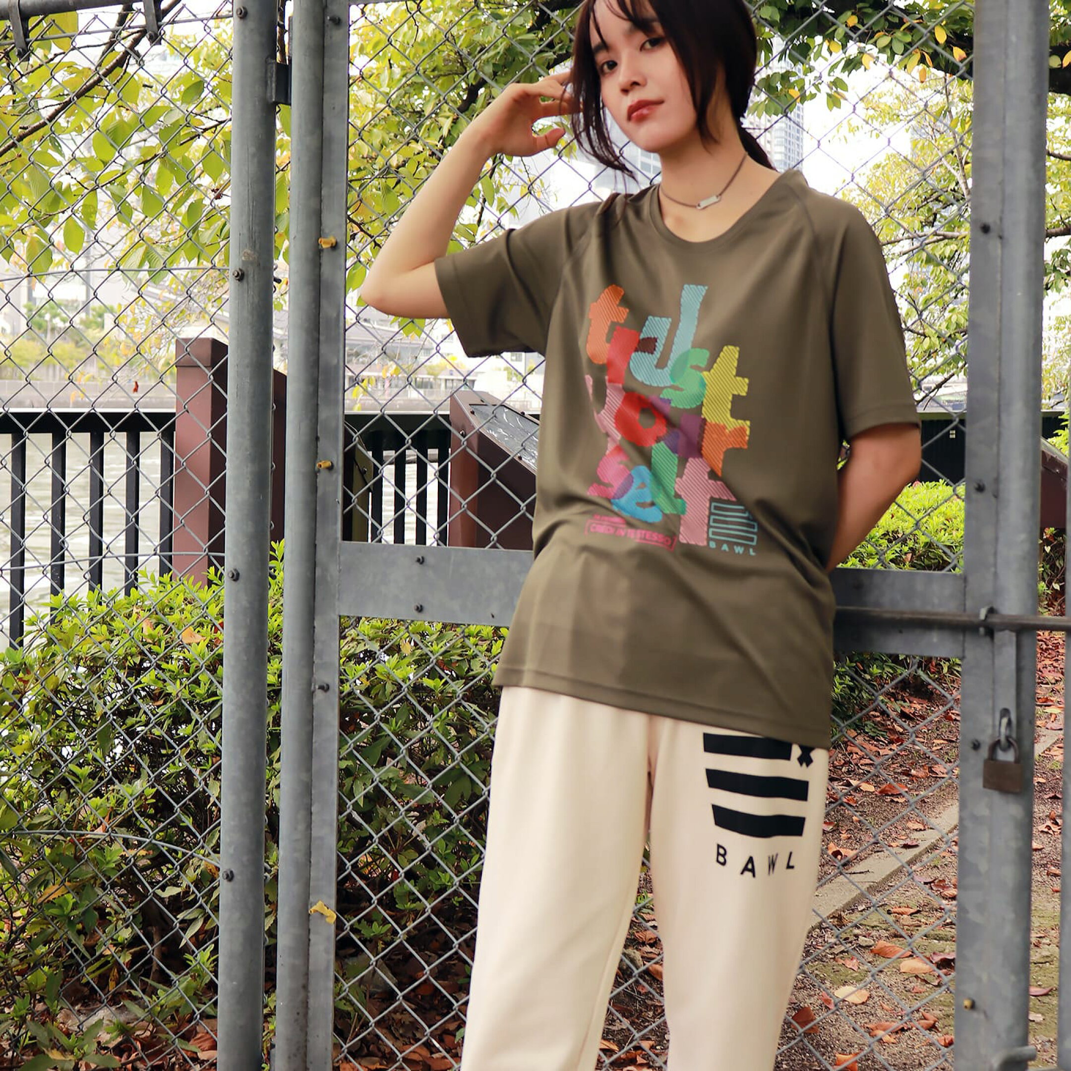 BAWL レディース 半袖Tシャツ モードフィットネス ジム トレーニング ダンスウェア 2025AW新作