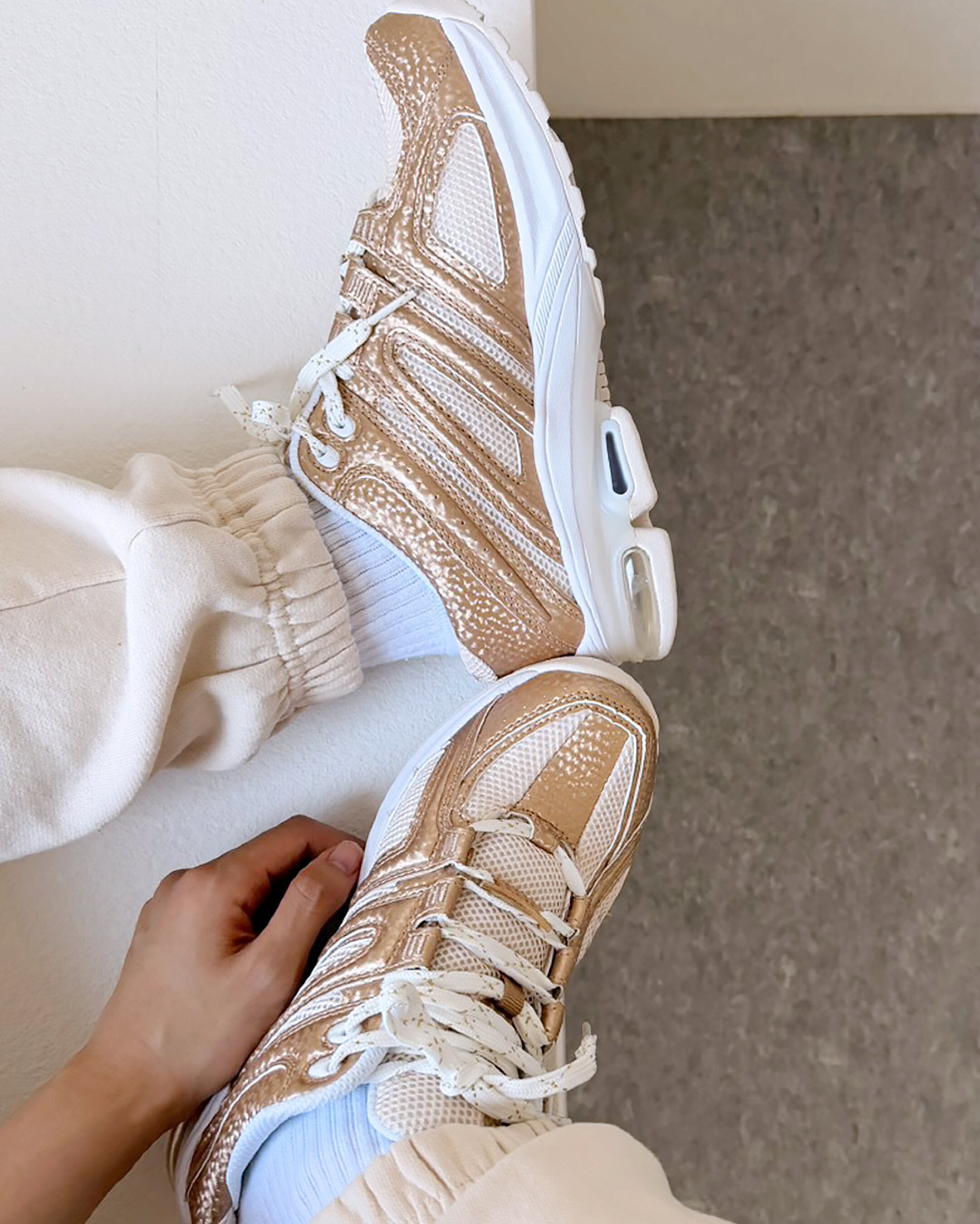 JFIT,ジェイフィット,ダンス,エクササイズ,スタジオ,シューズ,ラテン,ズンバ,フィットネスクラブ,フィットネスシューズ,LABODY,エルエーボディ,ラボディ