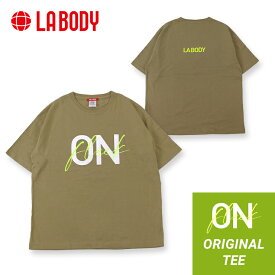 LA BODY エルエーボディ ON FLEEK Tシャツ 半袖 ロゴ ベージュ エクササイズ フィットネス ジム スポーツ ダンス ヨガ ウェア