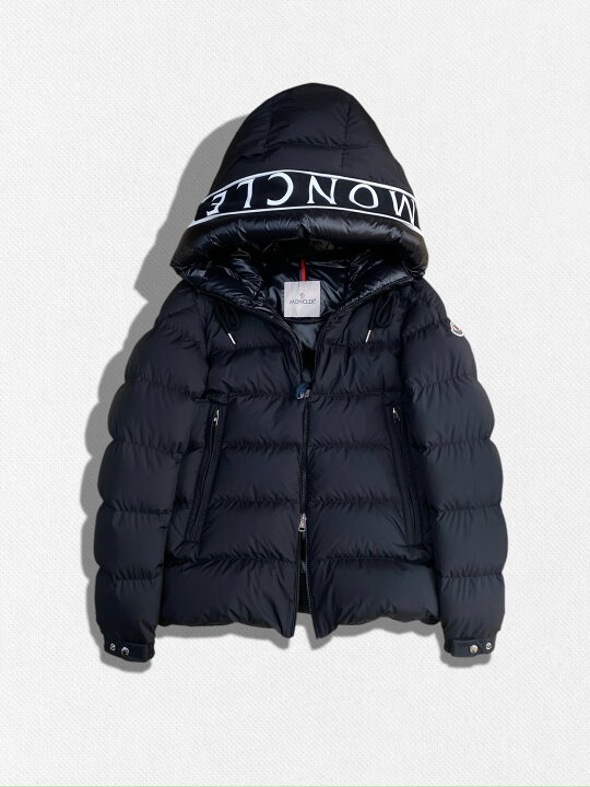 楽天市場】【定価267,300円(税込)】MONCLER モンクレール ジップロゴ 