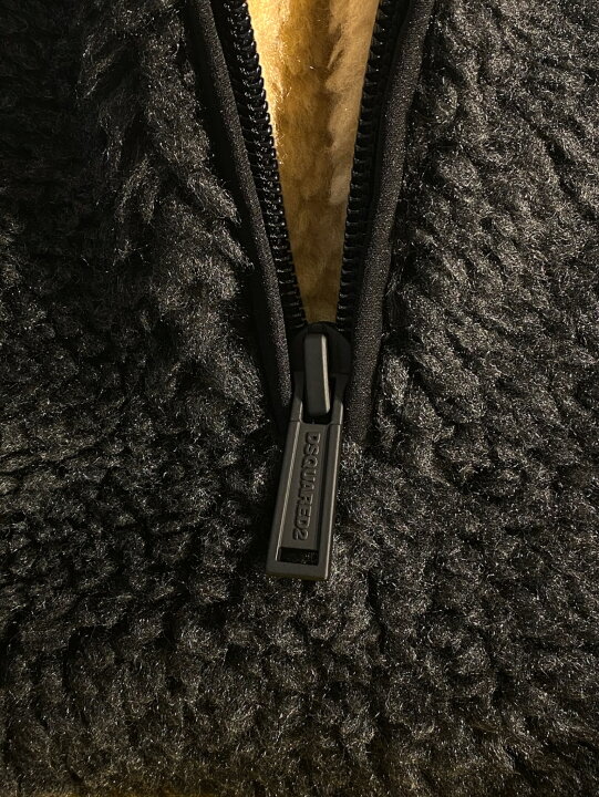 楽天市場】【定価113,300円(税込)】DSQUARED2 ディースクエアード 遊び 