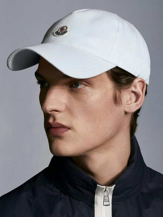 楽天市場】【定価28,600円(税込)】MONCLER モンクレール 大人必携の 