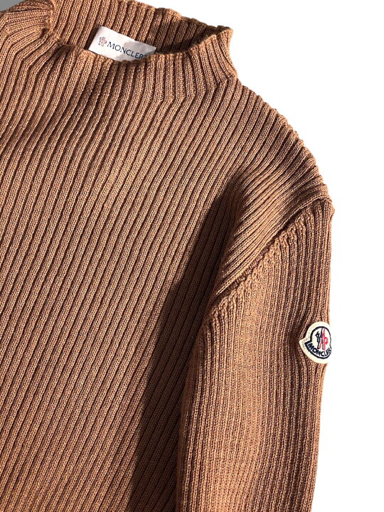 楽天市場】【定価136,400円(税込)】MONCLER モンクレール 美しいカラー 