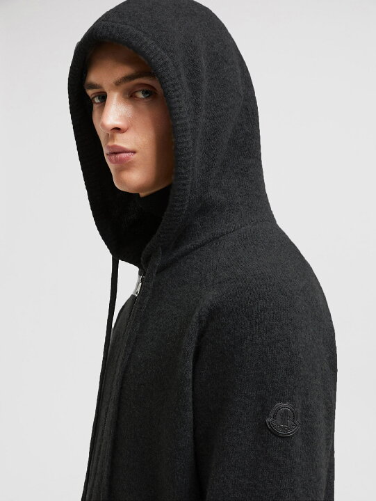 楽天市場】【定価174,900円(税込)】MONCLER モンクレール 大人の  