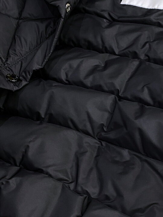 楽天市場】【定価231,000円(税込)】MONCLER モンクレール 都会的な 