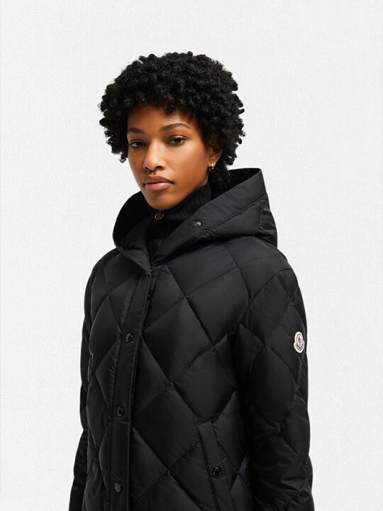 楽天市場】【定価231,000円(税込)】MONCLER モンクレール 都会的な 