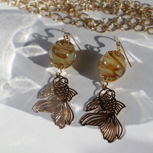 sAX Ƃڋ 14KGF KXH| F uE