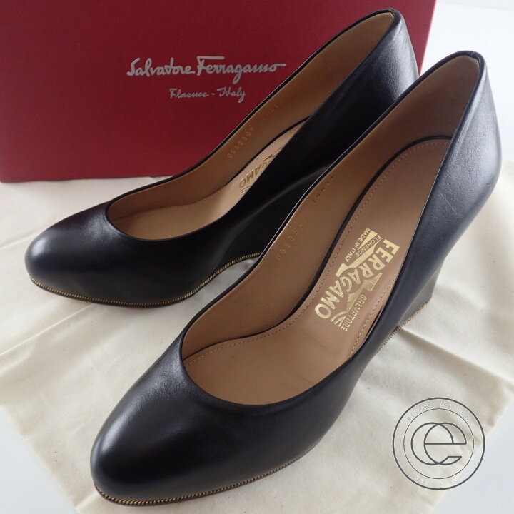 Salvatore Ferragamo サルヴァトーレフェラガモ ガンチーニ ラウンド  