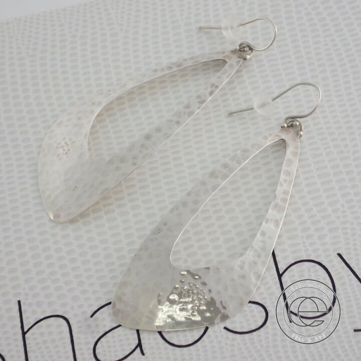 楽天市場】Shaesbyシェイスビー ハンマリングプレート ピアス シルバー 