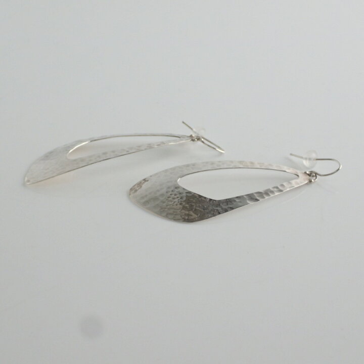 楽天市場】Shaesbyシェイスビー ハンマリングプレート ピアス シルバー 