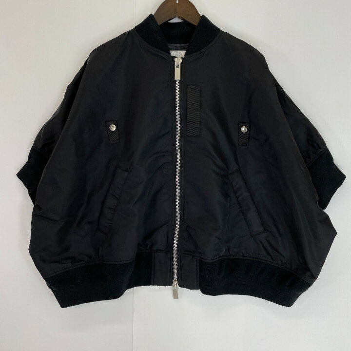 楽天市場】sacai サカイ 21-05403 ﾌﾞﾗｯｸ ﾊｰﾌｽﾘｰﾌﾞ ﾎﾞﾝﾊﾞｰｼﾞｬｹｯﾄ 