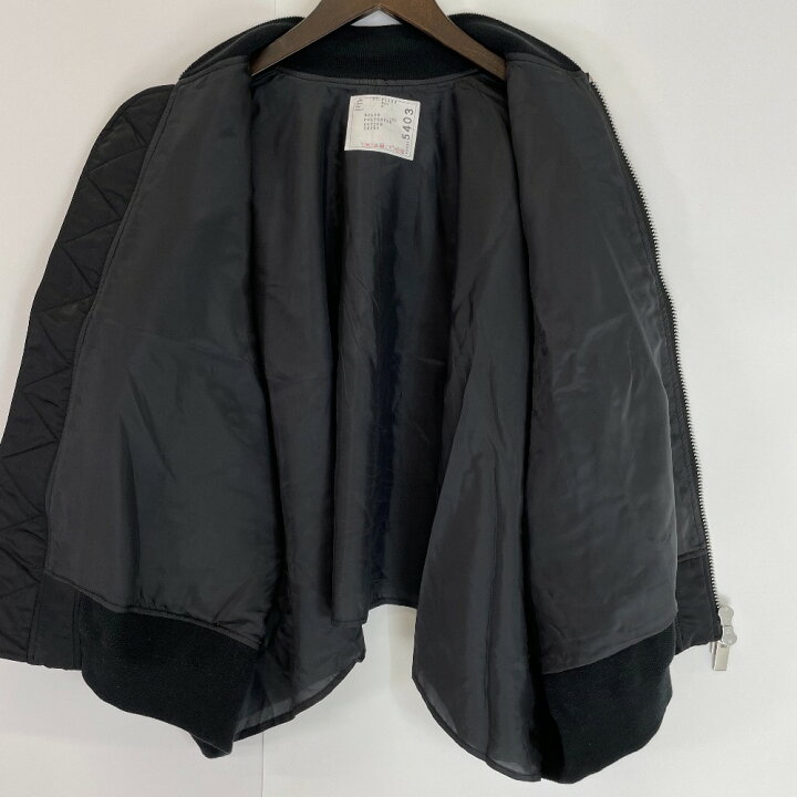 楽天市場】sacai サカイ 21-05403 ﾌﾞﾗｯｸ ﾊｰﾌｽﾘｰﾌﾞ ﾎﾞﾝﾊﾞｰｼﾞｬｹｯﾄ 