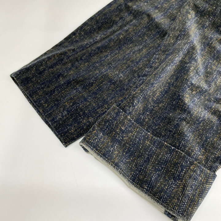 楽天市場】ETRO エトロ ｸﾞﾚｰ ﾍﾞﾛｱ ﾍﾘﾝﾎﾞｰﾝ ｽｰﾂｾｯﾄｱｯﾌﾟ 裏地ﾍﾟｲｽﾞﾘｰ 