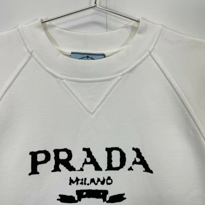 楽天市場】PRADA プラダ 21AW ﾎﾜｲﾄ ｵｰﾊﾞｰｻｲｽﾞ ﾛｺﾞﾌﾟﾘﾝﾄｸﾙｰﾈｯｸｽｳｪｯﾄ 