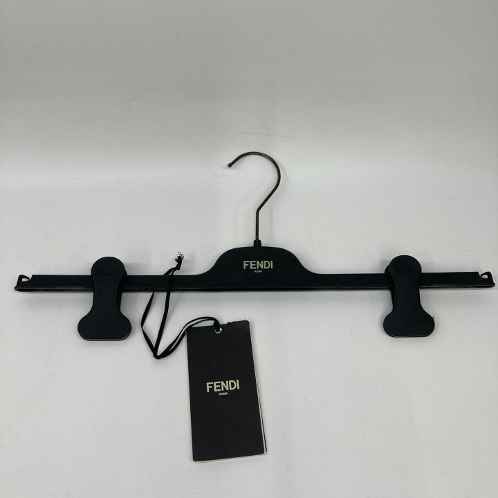 楽天市場】FENDI フェンディ FLQ555 AMGQ 22年製 ｲﾝﾃﾞｨｺﾞ ｻｲﾄﾞｼﾞｯﾌﾟﾐﾆ  