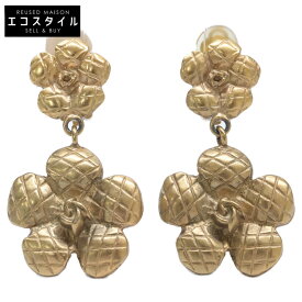 CHANEL シャネル 98A マトラッセ カメリアモチーフ イヤリング ゴールド レディース 【中古】