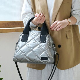 【10％offクーポン】トートバッグ レディース ナイロン 軽量 撥水 2way ショルダーバッグ 斜め掛け 肩掛け 軽い かばん キルティング ファスナー付き 通勤バッグ お仕事バッグ 高密度 オフィス 大人 シンプル おしゃれ かわいい LIZDAYS リズデイズ