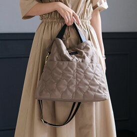 【15%offクーポン】【楽天1位】トートバッグ レディース 軽量 ナイロン ショルダーバッグ 2way ななめ掛け 大人 A4 キルティング 撥水 はっ水 軽い 多収納 くったり マグネット ICカード シンプル 通勤 通学 女性 かわいい おしゃれ きれいめ LIZDAYS リズデイズ