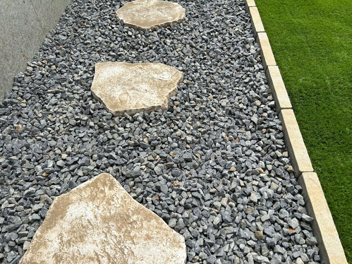 楽天市場】敷石 飛び石 ステップストーン 置くだけ 軽量 自然石風 タン  