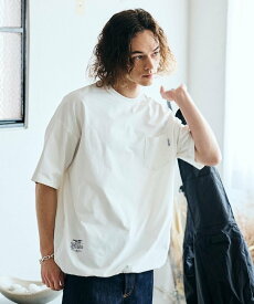 【SALE／30%OFF】Russell Athletic RUSSEL ATHLETIC×FREAK'S STORE 別注 ビッグシルエット ヘムコード ポケットTシャツ / 吸湿速乾 【限定展開】 フリークスストア トップス カットソー・Tシャツ ブラック ネイビー グレー ホワイト