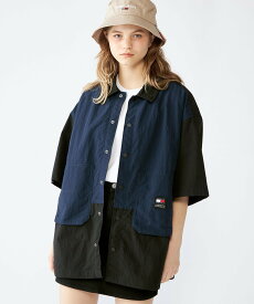 TOMMY JEANS (M)TOMMY HILFIGER(トミーヒルフィガー) TJM SKATE FIT COLORBLOCK SHACK トミーヒルフィガー トップス シャツ・ブラウス ネイビー ベージュ【送料無料】