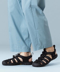 KEEN MEN CLEARWATER CNX �����Y �N���A�E�H�[�^�[ �V�[�G�k�G�b�N�X �L�[�� �V���[�Y�E�C �T���_�� �u���b�N�y���������z