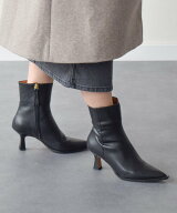 【SALE／40%OFF】ANGEL ALARCON 【ANGEL ALARCON】ポインテッドトウスタックヒールブーツ インターショシ…