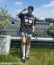 ○トムとジェリー 刺繍Tシャツ 【TOM and JERRY】(アクリルキーホルダー付き )