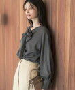 セミシアーウール混2WAYタイブラウス