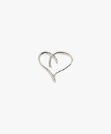 agnes b. FEMME ピンバッジ "New Heart" アニエスベー アクセサリー・腕時計 ブローチ・コサージュ・バッ…