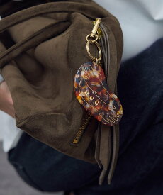 SALON adam et rope' モチーフマーブルプレートチャーム サロン アダム エ ロペ ファッション雑貨 チャーム・キーチェーン ブラウン ホワイト