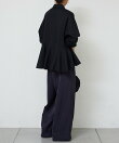 フレアブラウス