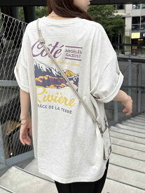 Discoat 【ユニセックス】CoteスーベニアバックプリントTシャツ ディスコート トップス カットソー・Tシャツ ベージュ ホワイト グレー