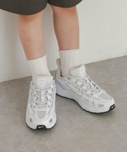 URBAN RESEARCH DOORS NIKE P-6000 PS �A�[�o�����T�[�`�h�A�[�Y �V���[�Y�E�C �X�j�[�J�[ �V���o�[ �z���C�g�y���������z