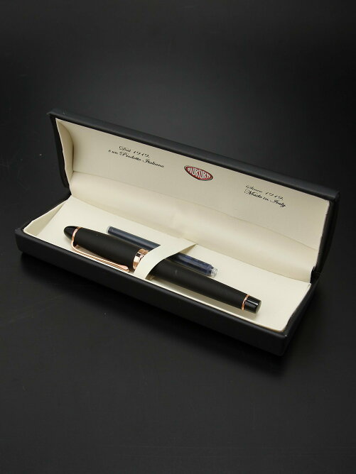 Aurora アウロラ イプシロン サテン ローズ万年筆 ブラック ｆ 細字 B10pn F Rakuten Fashion 楽天ファッション 旧楽天ブランドアベニュー U