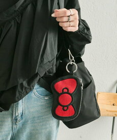 ear PAPILLONNER 【HELLO KITTY(ハローキティ)×ear】コラボレザーケース《本革》 イア パピヨネ 財布・ポーチ・ケース その他の財布・ポーチ・ケース ブラック レッド【送料無料】