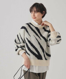 【SALE／44%OFF】SHOO・LA・RUE 【一枚でコーデの主役に】ふわふわアニマル柄ニット シューラルー トップス ニット ホワイト ブルー ブラウン