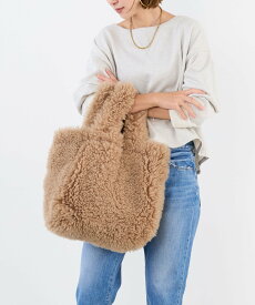 【SALE／30%OFF】LISA CONTE 【Lisa Conte'】リバーシブルムートンバッグ-AZZURRA マイカアンドディール バッグ ショルダーバッグ ベージュ【送料無料】