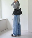 レザーフラップショルダーバッグ