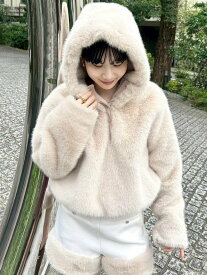 LILY BROWN スノーマンプルオーバートップス リリーブラウン トップス カットソー・Tシャツ ホワイト ベージュ【送料無料】