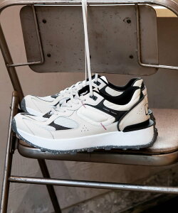 b/m yMoonStarzB/MC[o N[ fB[X Xj[J[ [X^[ V[YEC Xj[J[ zCgyz