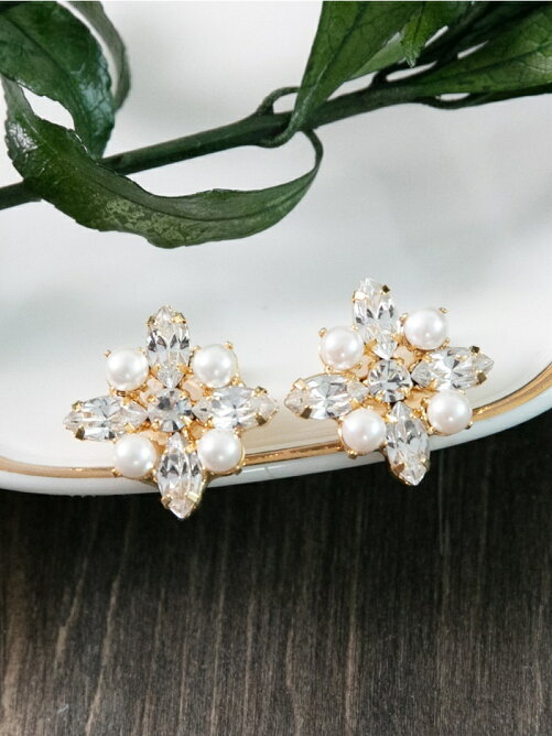 Jewel Addict Phoebe W ブリリアントパールビジューイヤリング Rakuten Fashion 楽天ファッション 旧楽天ブランドアベニュー Q