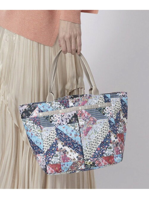 Lesportsac U レスポートサック トートバッグ 7470u0 Rakuten Fashion 楽天ファッション 旧楽天 ブランドアベニュー Cg5106
