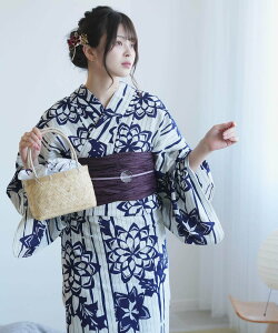 utatane yutatane*H[ { 3_Zbg Ԃ ̖؋z E^^l E߁Ea  zCgyz