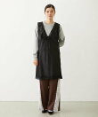 V-NECK LACE DRESS