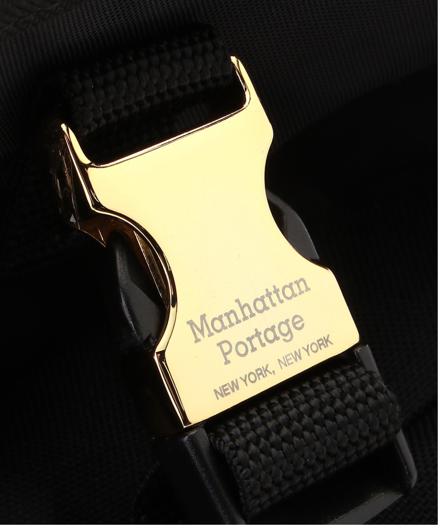 Manhattan Portage｜Metal Parts Buckle NY Messenger Bag JR