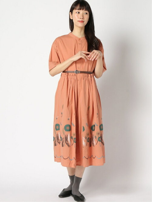 Hakka アーティストコラボ 舞い上がる風を跳ぶ兎たち ジャカード スカラップ刺しゅうワンピース 前開き Rakuten Fashion 楽天ファッション 旧楽天ブランドアベニュー Cv9137