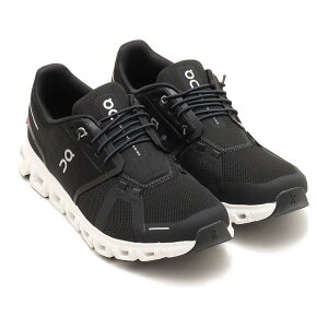 On On Cloud 6 M Black �b White �A�g���X �V���[�Y�E�C �X�j�[�J�[ �u���b�N�y���������z