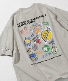 【SALE／45%OFF】NBA NBA ランダム チーム バックロゴTEE 25SS フリークスストア トップス カットソー・Tシャツ ネイビー ブラック ベージュ